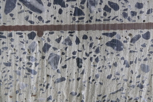  Schnittfläche beim Abrasivschneiden von Beton.  