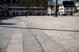  Für die Neugestaltung des Marktplatzes in Rüsselsheim wurde eine Faserfix Standard E 100 Rinnen mit Schlitzabdeckungen von Hauraton ausgewählt. 