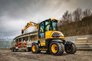  Mit bis zu 40 km/h ist der Hydradig schnell und sicher auf eigenen Rädern unterwegs. 