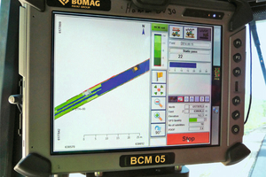  Dank GPS Daten ist mit BCM net eine flächendeckende Verdichtungskontrolle möglich. Es vernetzt bis zu zehn Walzen und visualisiert den Verdichtungsprozess. 