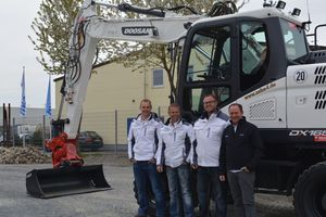  Marcel Zehe, Frank Zehe, Stefan Zehe und Oliver Schreiber (Verkäufer Bobcat Obernburg)  