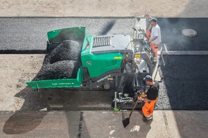  Einfacher Asphalteinbau in Industriehallen. 