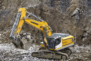  Der Liebherr R 970 SME ist ein 80-Tonnen-Bagger für die Gewinnungsindustrie. 