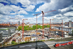  Im Münchner Westend unterstützen sechs „Wölffe“ beim Bau eines modernen Bürokomplexes. 