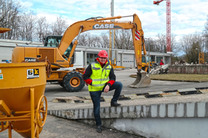  Die Bayerische BauAkademie hat mit Florian Löffler im Bereich der Baumaschinentechnik einen neuen Abteilungsleiter. 