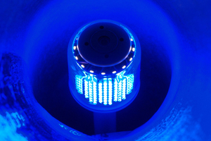  Leuchten Ihre Schlauchliner schon blau? Der kleine LED-Kopf (Kugelkopf) Generation 4 Model 336 von Bluelight eignet sich für Rohre der Durchmesser DN100 bis 200 mm. 