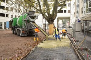  Luftporenbildner gewährleisten hohen Frost- und Tausalzwiderstand des Farbbetons. 