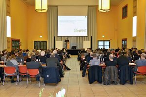  Wieder ein guter Erfolg: Ca. 150 Interessenten verfolgten die Ausführungen der Referenten bei der FCN Academy 2018 in Fulda.  