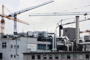  In einem hoch verdichteten innerstädtischen Industriegebiet in Stuttgart kam die unterirdische Retention des Niederschlagswassers zum Einsatz ? der in Zukunft wohl bedeutendste Baustein dezentraler Regenwasserbewirtschaftung. 