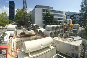  Der Blick auf die Baustelle in der Stadt Zug. 