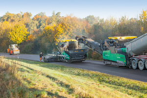  Volle Konzentration auf den Einbau. 