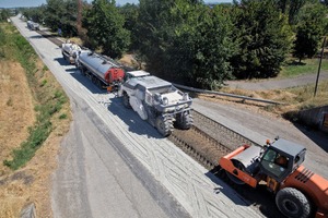  Das Recycling mit Schaumbitumen ermöglicht die wirtschaftliche Herstellung hochwertiger Tragschichten aus Kaltmischgut. 