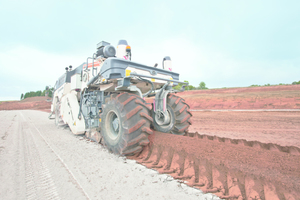  Wirtgen Duraforce Fräs- und Mischrotor: Kaltrecycling und Bodenstabilisierung leicht gemacht. 