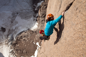  Erste Rotpunktbegehung von Free Bavarian Direct am Mount Asgard, Baffin Island, Kanada. 