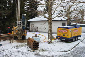  17 bar von 24 bar möglicher Überdruck genügten, um auf rund 60 Meter Tiefe zu bohren. 