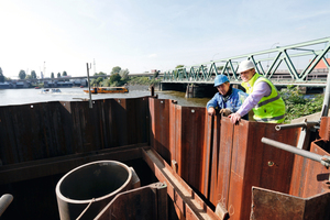  Der Prüfingenieur besucht die Baustelle: Hohe Ausführungsqualität und damit langfristig wirtschaftliche Investitionen werden dort erreicht, wo qualitätsbewusste und kompetente Auftraggeber sich hierfür einsetzen.  