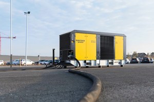  Die neue M255E sorgt für abgas- und lärmfreie Drucklufterzeugung an jedem Aufstellungsort. 