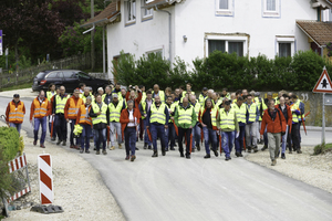  Bei der Begehung der Baustelle ließen sich digitale Planung und praktische Umsetzung direkt vergleichen. 