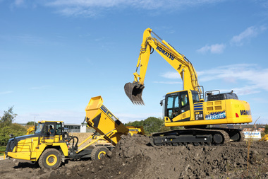Der HB215LC-3 Hybrid-Raupenbagger ist mit einer "intelligenten Maschinenkontrolle" ausgestattet.