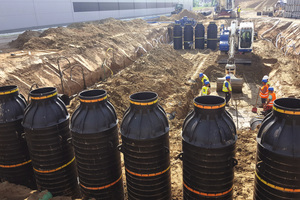  Auf dem Logistik-gelände Nextpark Groß-Gerau Rhein-Main stellt Fränkische die effiziente Reinigung und Entwässerung von Regenwasser der Dach- sowie Verkehrsflächen sicher. 