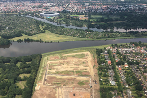  Als Fundament eignete sich der Ton nicht, der auf dem Baugelände freigelegt wurde. Statt den Aushub zu entsorgen, nutzte der Bauträger die Ressource nachhaltig. 