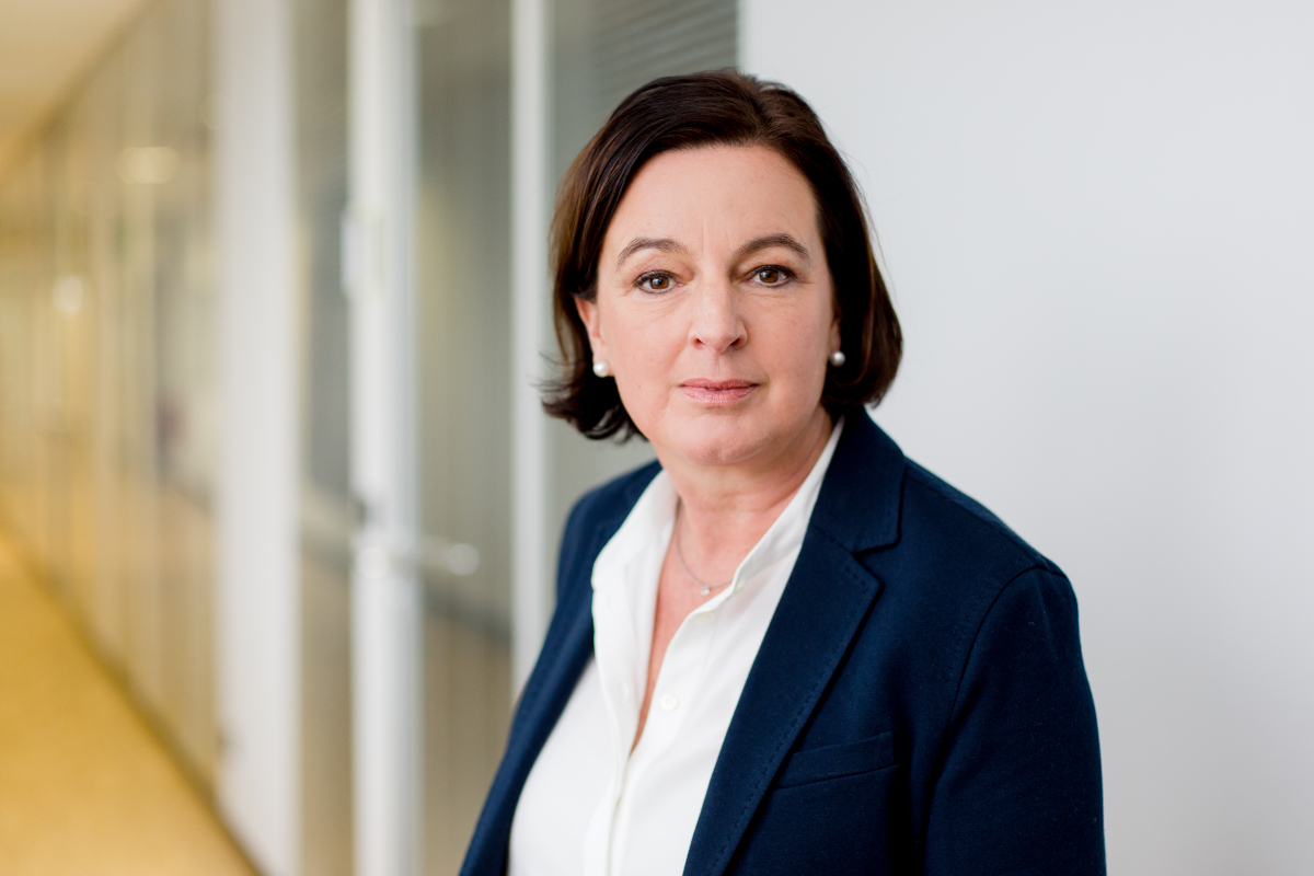 Silvia Matschke ist Inhaberin der Fagsi Vertriebs- und Vermietungs-GmbH und gehört der Geschäftsleitung an.