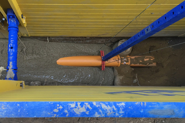 Der Einsatz von Fl?ssigboden nimmt zu. Was bei seiner Verwendung auf der Baustelle beachtet werden muss, dar?ber informiert ein neuer Leitfaden Eigen?berwachung der G?tegemeinschaft Kanalbau.