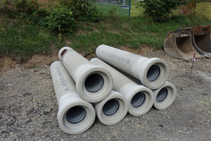  Die FabekunKanalrohre aus Beton und PVC-U vereinen die Vorteile beider Werkstoffe in einem Rohr.  
