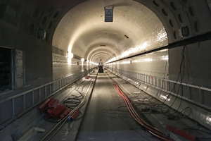  Derzeit wird der St. Pauli Elbtunnel saniert. 