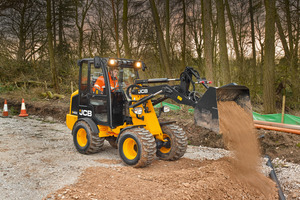  Die neue Generation der 403er Radlader von JCB ist noch umweltfreundlicher bei gleich hoher Leistung. 