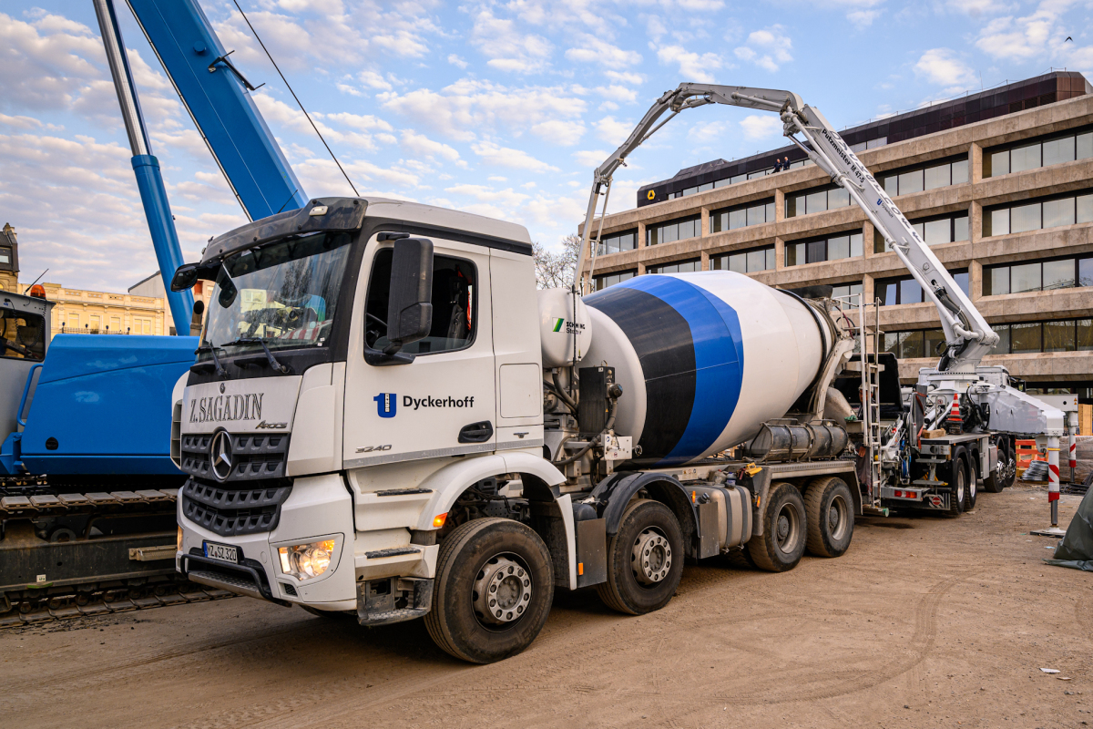 Für den gesamten Rohbau liefert Dyckerhoff rund 10.000 Kubikmeter Beton.