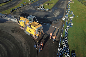  Die Fahrbahn der Ralf-Schuhmacher-Kartbahn in Bispingen benötigte eine frische Asphaltschicht. 