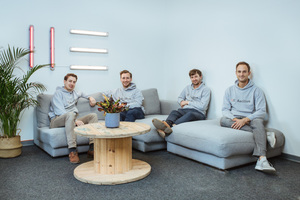  Das junge Team hat unterschiedliche Disziplinen zusammengeführt: Roman Gerbers (Maschinenbau), Niklas Nolte (Bauingenieurwesen), Hendrik Lindemann (Architektur) und Alexander Türk (Mathematik) (v.l.n.r.). 