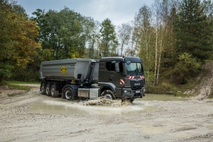  Der neue MAN TGS mit MAN HydroDrive für gute Traktion auch auf unbefestigtem Untergrund 