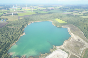  Renaturierung: Im Zuge des Sand-Abbaus entstehen Baggerseen, die im Anschluss wichtigen Lebens- und Erholungsraum bieten. 