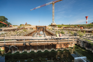  Die Baustelle darf auch während der Ausführung nicht zum Schwachpunkt des Deichsystems werden. Der Küs-tenschutz muss gewahrt bleiben. 