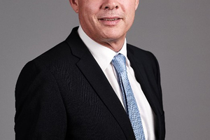  Michael Knüppel, CEO/ Vorsitzender der Geschäftsführung. 