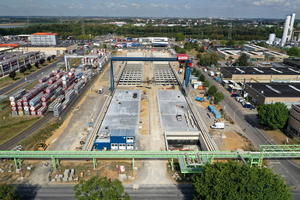  Der Container-terminal II: nur noch wenige Baugewerke vor der Inbetriebnahme. 