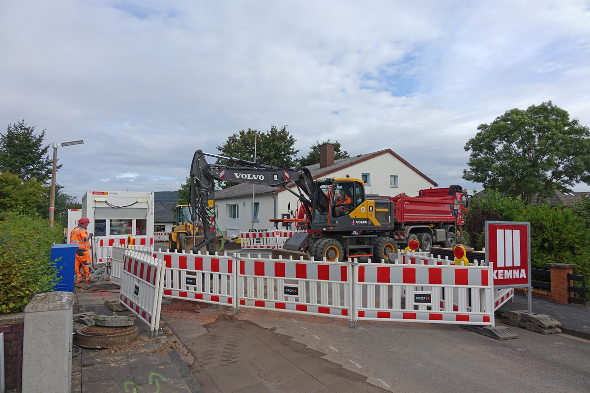 Zuviel Fremdwasser: Für die Erneuerung der Abwasserkanalisation im Bereich „Lütjes Feld“ in Schnedinghausen kamen Rohren und Formteile von Funke zum Einsatz.