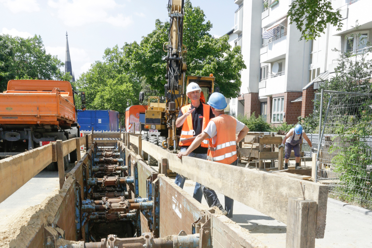 Entsprechend der Güte- und Prüfbestimmungen besuchen die Prüfingenieure regelmäßig die Baustellen der Mitgliedsunternehmen.