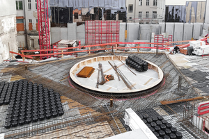  Die Baustelle in exponierter Berliner Lage forderte dem Projektteam präzise Koordination ab. 