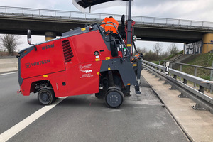  Zur Vorbereitung wurde die zu sanierende Brandstelle mit 1cm Tiefe gefräst.  