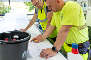  Kontrollierter Einbau: Die Einhaltung der Qualitätsstandards wird in jeder Bauphase überwacht und protokolliert. 