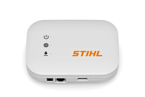  Die connected Box ergänzt die cloudbasierte Systemlösung Stihl connected um eine stationäre Schnittstelle. Für Bereiche, an denen kein (W)LAN verfügbar ist, bietet das Unternehmen zudem eine mobile Variante der connected Box, die mit einer SIM-Karte ausgestattet werden kann. 