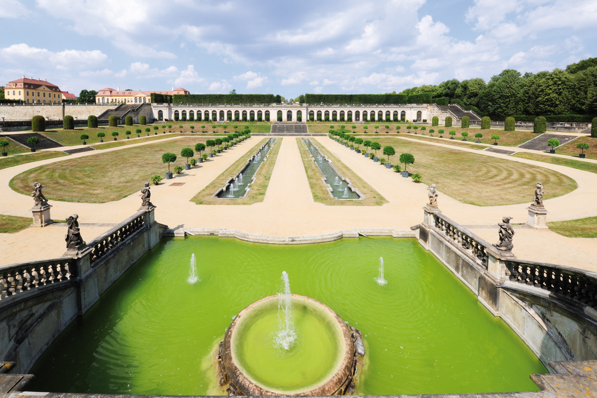 Der Barockgarten Großsedlitz südöstlich von Dresden ist ein herausragendes Beispiel französischer Gartenbaukunst und gilt als einer der authentischsten Barockgärten in Deutschland.