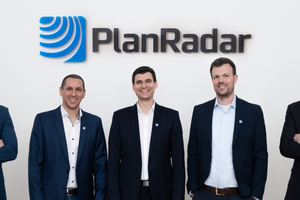  Gründer- und Management-Team PlanRadar: v.l.n.r.: Sander van de Rijdt, Co-CEO & Co-Gründer; Ibrahim Imam, Co-CEO & Co-Gründer; Domagoj Dolinsek, Gründer; Clemens Hammerl, Chief Product Officer & Co-Gründer; Constantin Köck, CTO & Co-Gründer. 