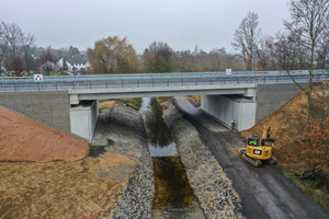  Brückenbau in Rekordzeit: Die Swistbachbrücke kurz vor der Freigabe im Dezember 2021. 