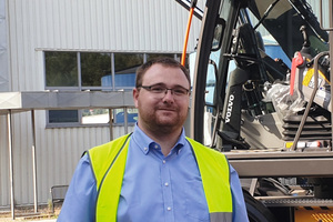  „Aus den Rückmeldungen unserer Kunden wissen wir, dass sie bei Baggerarbeiten mit Dig Assist teilweise ein bis zwei Tage pro Woche einsparen.“ Alexander Kiefer, Product Manager Dig Assist bei Volvo CE 