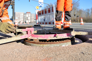  Höhenjustierung des Rahmens mit Einbauhilfe 