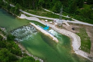  Die stehende Flusswelle in Ebensee aus der Vogelperspektive 